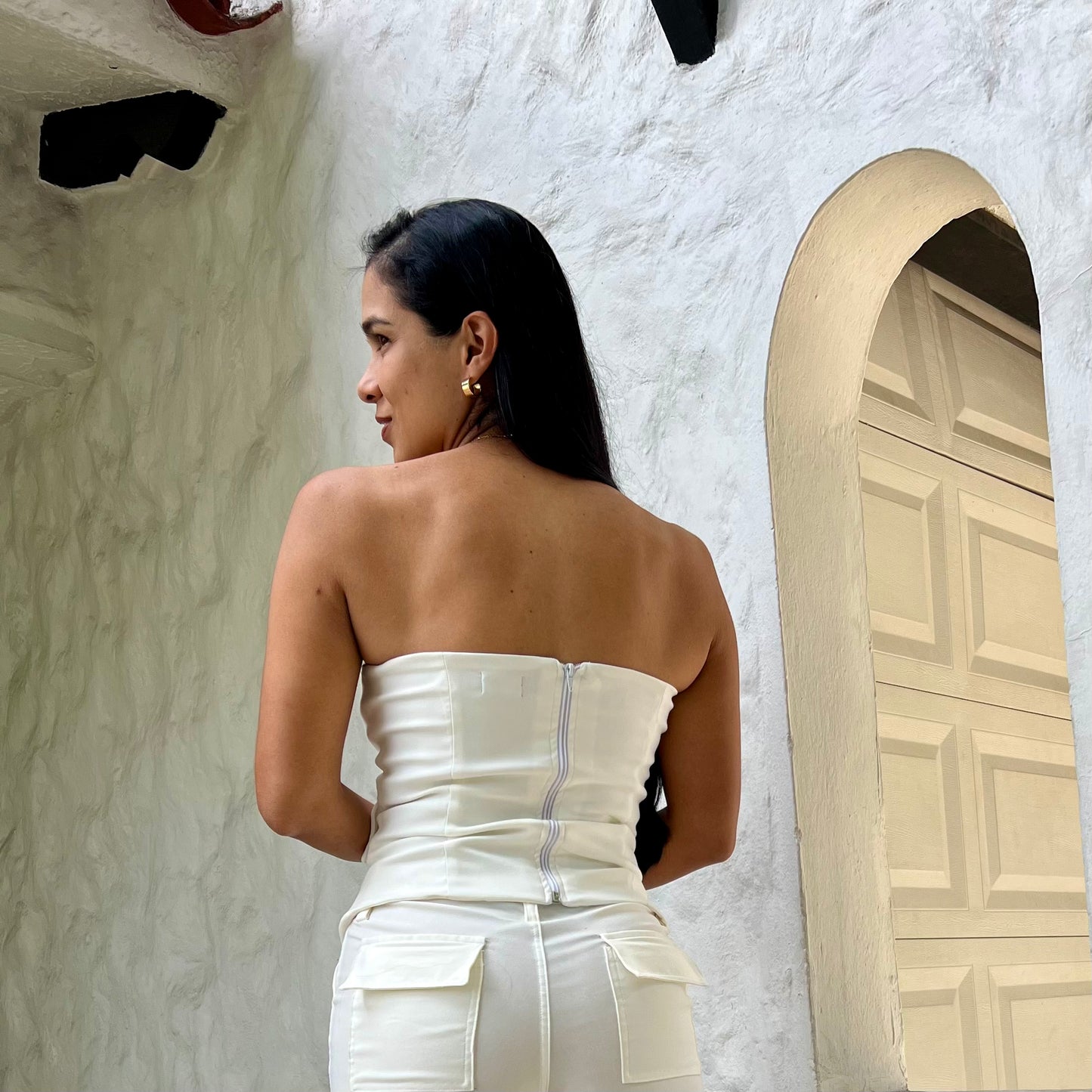 Strapless