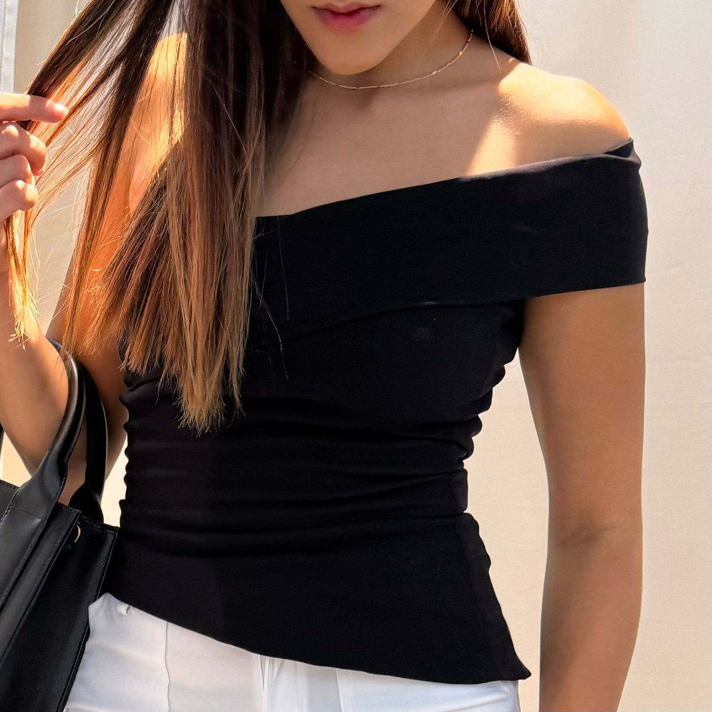 Blusa bandeja sim de 1 solo hombro